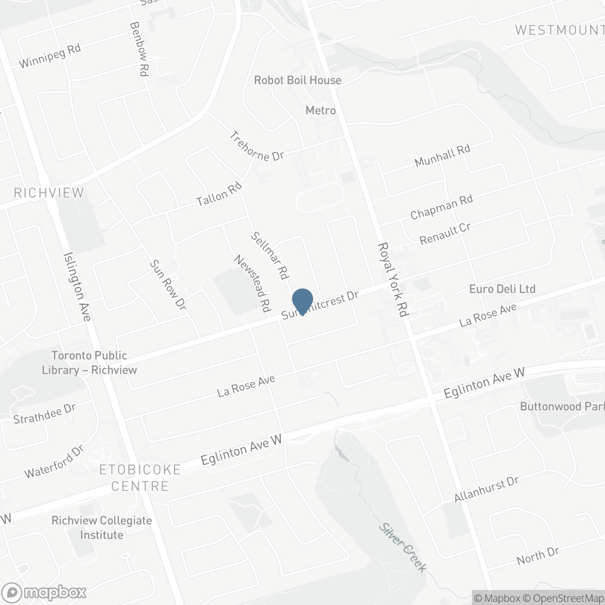 32 SUMMITCREST DRIVE, Toronto, Ontario M9P 1H2